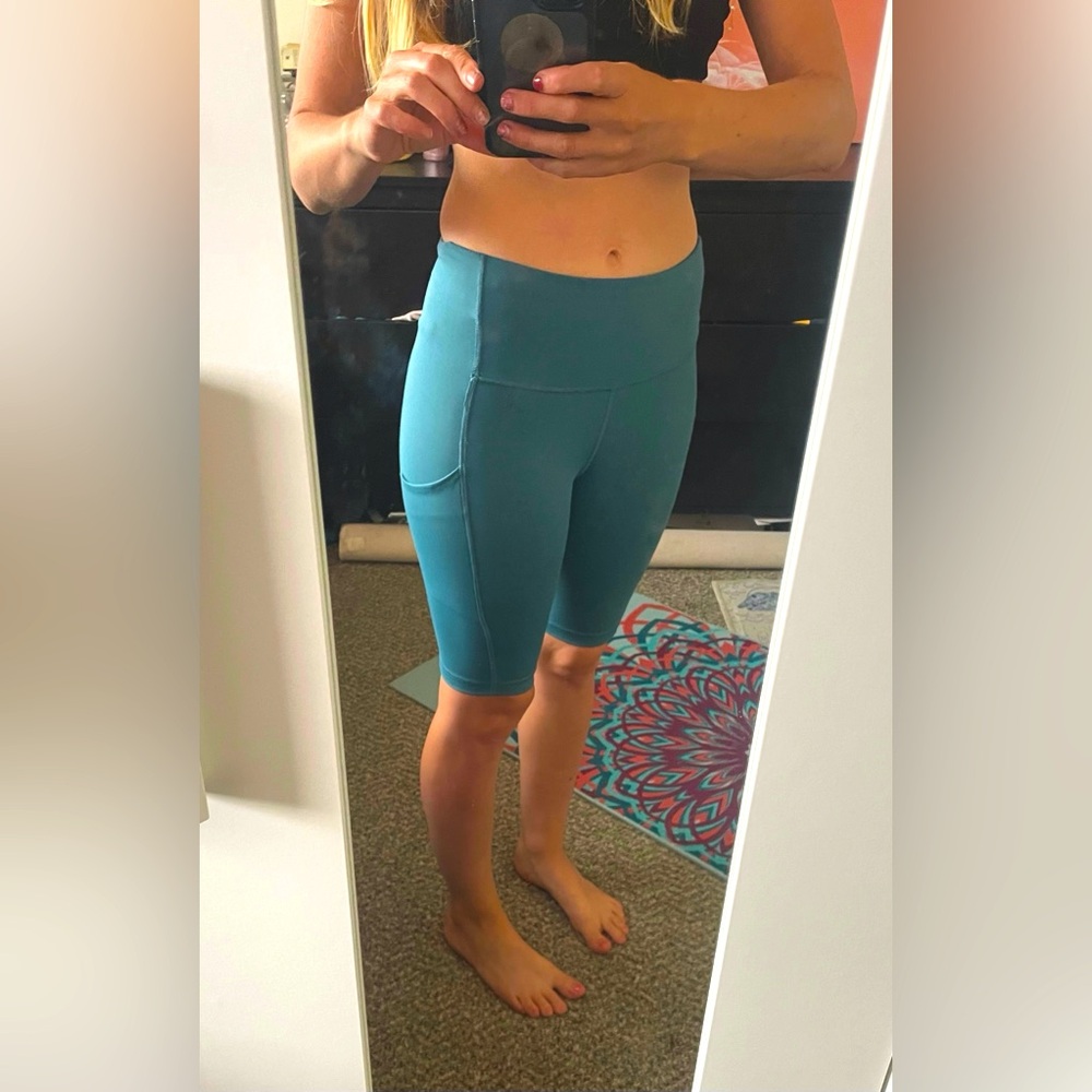 Athleta Teal Shorts size xs.